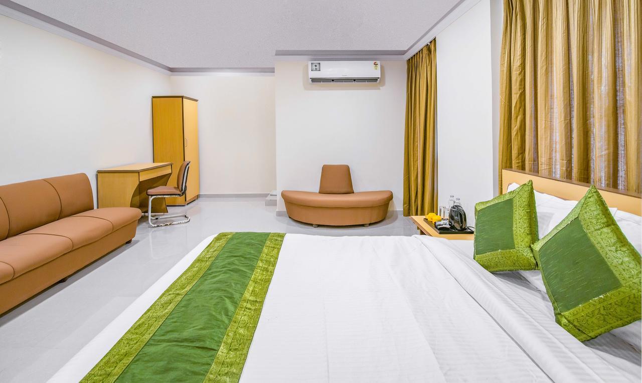 Treebo Orbit Inn Bombay Exterior foto